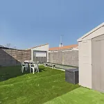 Jardin Et Veranda, A 500 M, Maison Pour 4