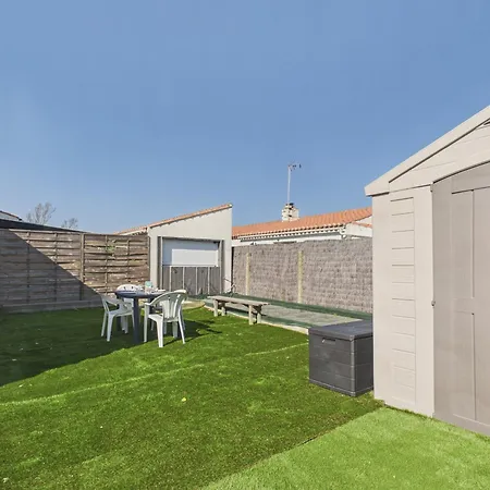 Jardin Et Véranda, à 500 M, Maison Pour 4